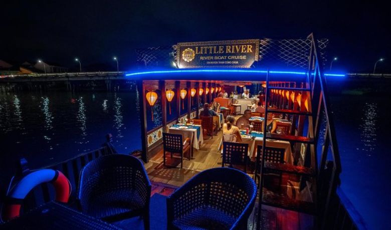 private-dinner-on-the-thu-bon-river