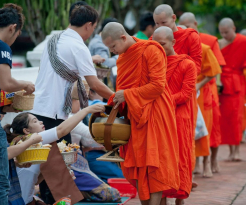Khao Phansa (Buddhist Lent Begins)