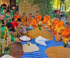 Boun Khoun Khao (Harvest Festival)