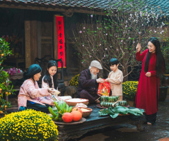 Tet Nguyen Dan (Vietnamese Lunar New Year)